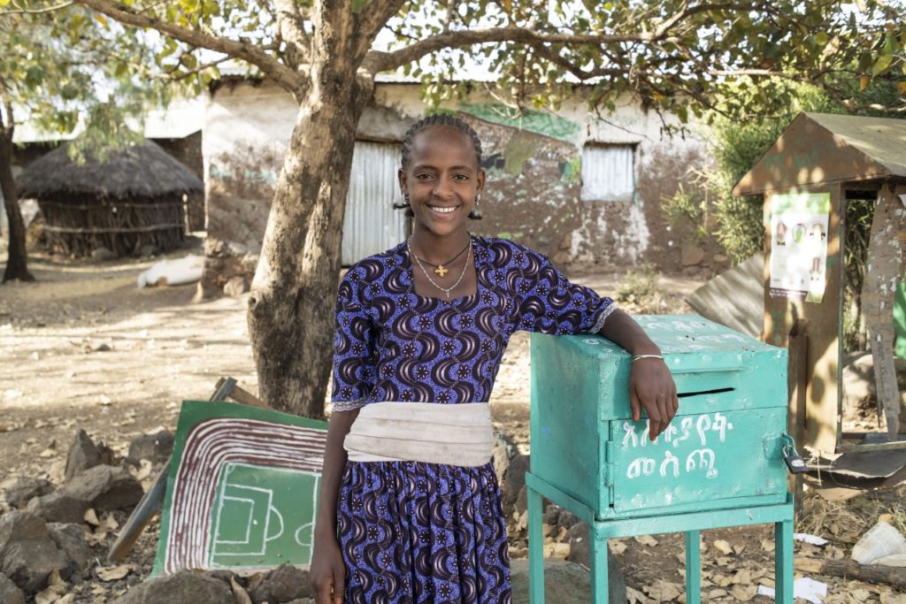 Yekaba and the mailbox